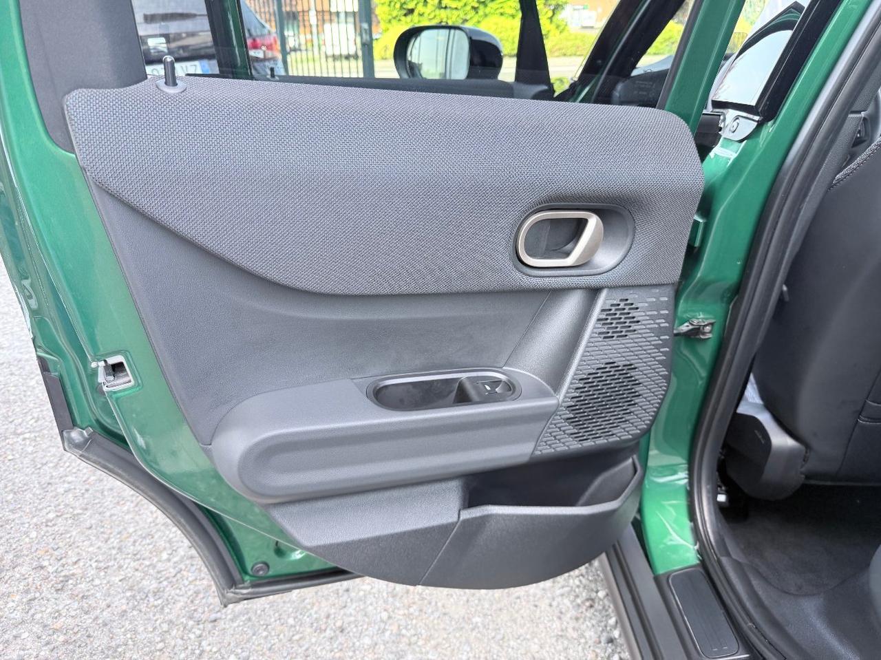 Mini Cooper 5 Porte C Favoured 1.5 Auto Favoured