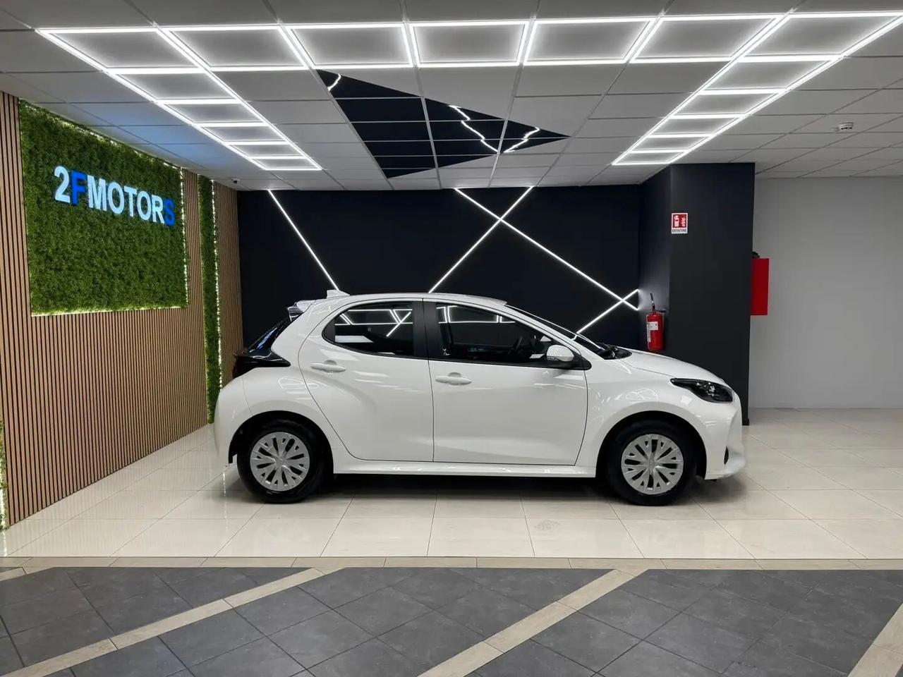 Toyota Yaris 1.5 Hybrid 5 porte Trend