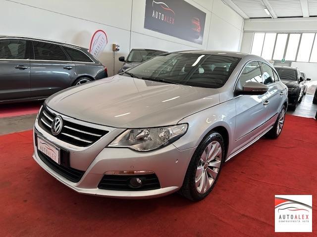 VOLKSWAGEN - Passat Passat 2.0 tdi Dpf NEOPATENTATI