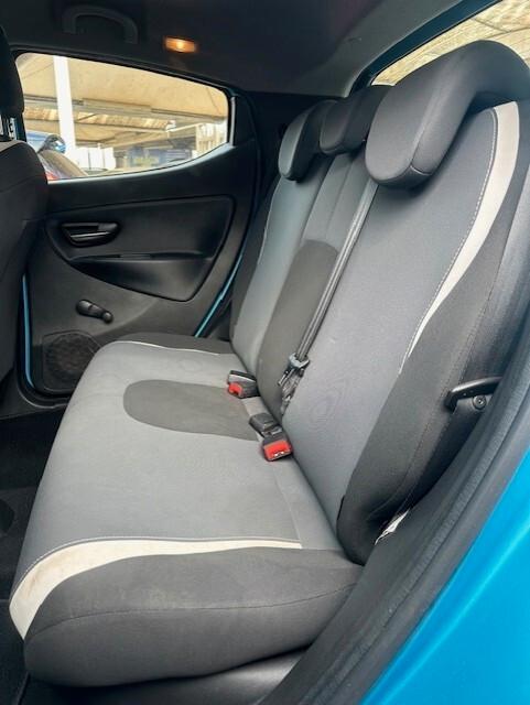 LANCIA YPSILON 1,3 MJ 95CV