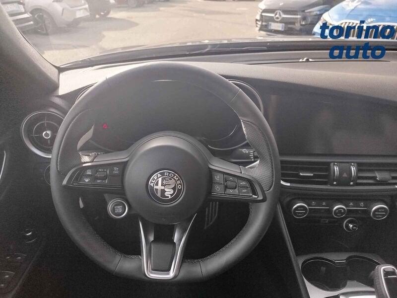 Alfa Romeo Giulia Q4 VELOCE