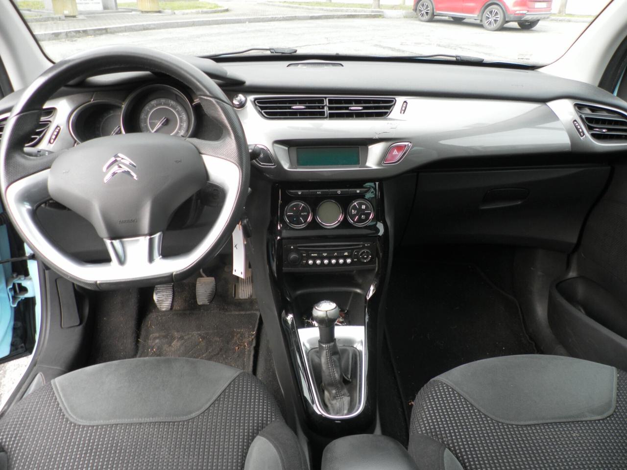 Citroen C3 1.4 VTi 95 Exclusive Style Neopatentati