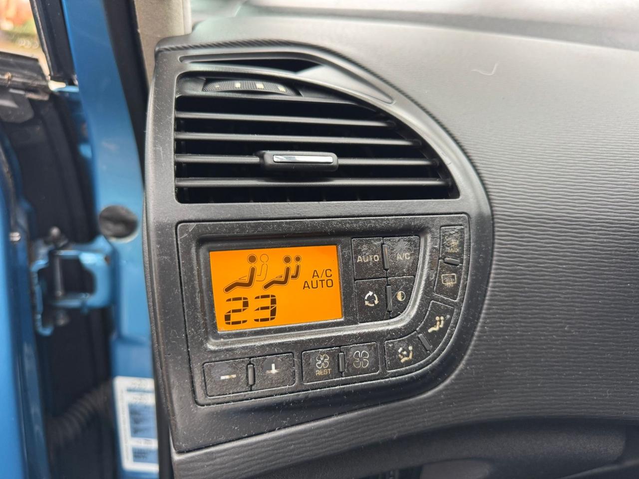 Citroen C4 Picasso 1.8 Elegance