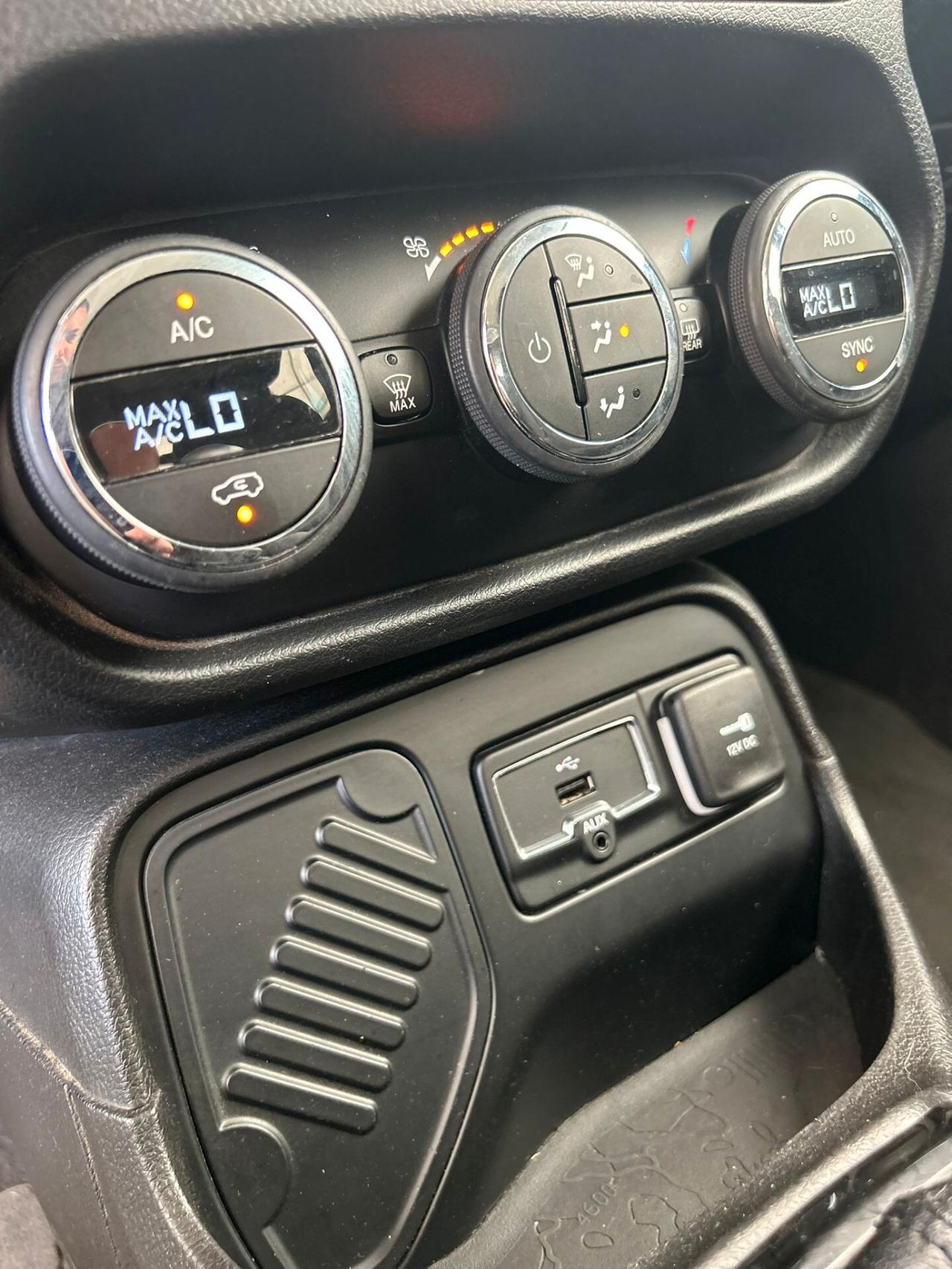 Jeep Renegade 1.6 Benzina E-TorQ 110 cv Special Edition brooklyn
