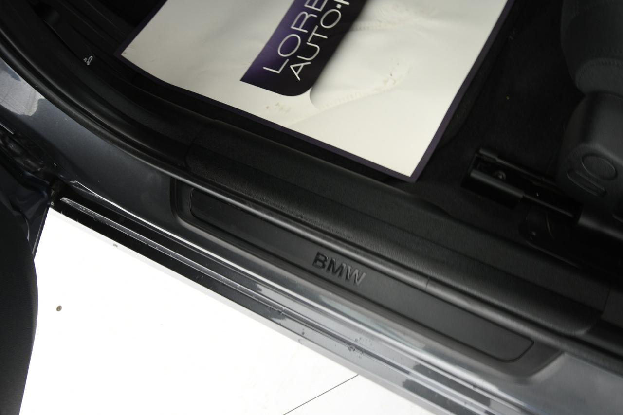 BMW 320d Touring mhev 48V xdrive Business Advantage auto APP CONNECT