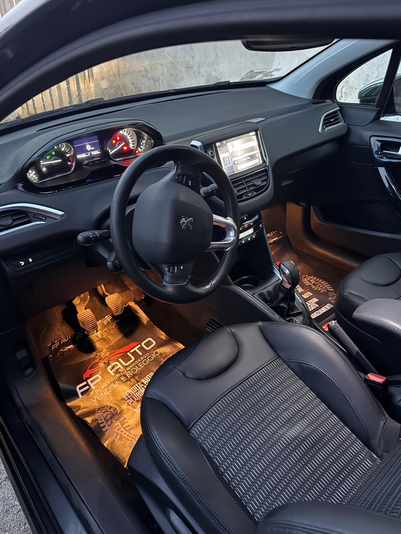 Peugeot 208 1.2 VTi 82 CV 3 porte Allure