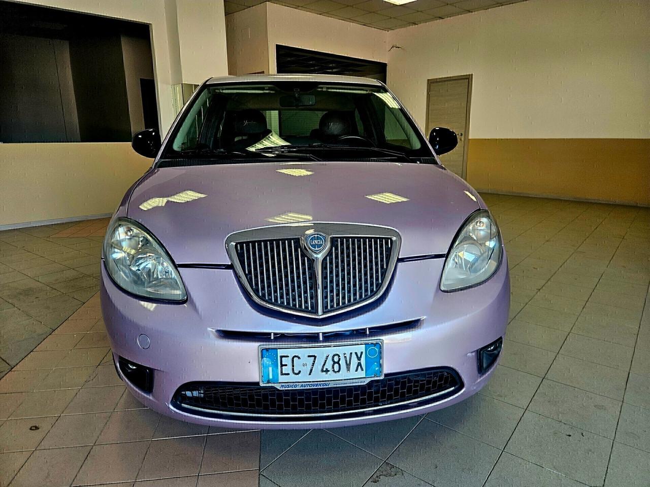 Lancia Ypsilon 1.3 MJT 75 CV Elle