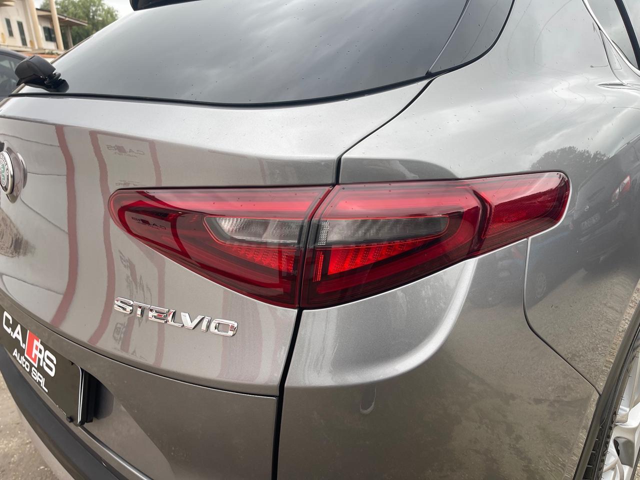 Alfa Romeo Stelvio Executive AT8 Q4 2.2 TurboDiesel 210cv