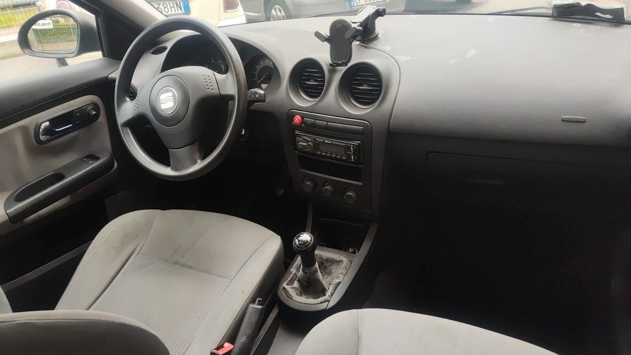 Seat Ibiza 1.2 12V 5p. Stella
