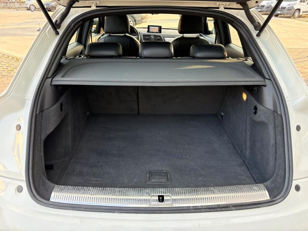 Audi Q3 2.0 TDI 140cv S LINE