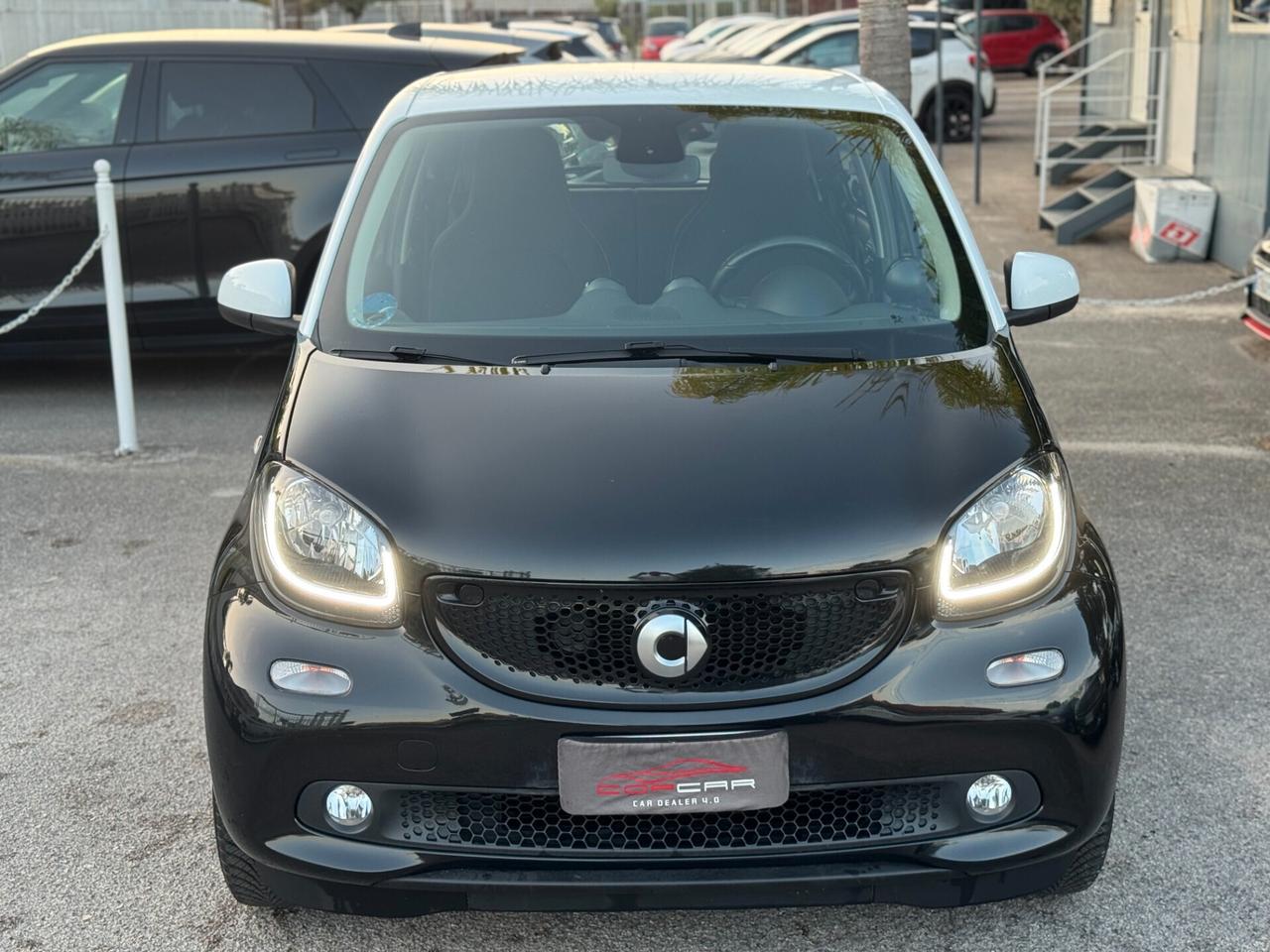 Smart ForFour 70 1.0 Passion 2018 LED