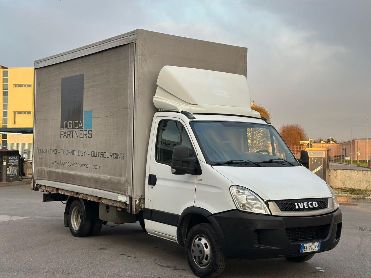 Iveco Dailly 35c17 motore rifatto con fattura