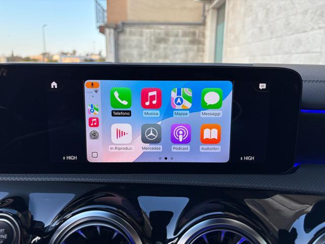 MERCEDES-BENZ A 220 d Automatic Premium Sedan TETTO-PACK NIGHT