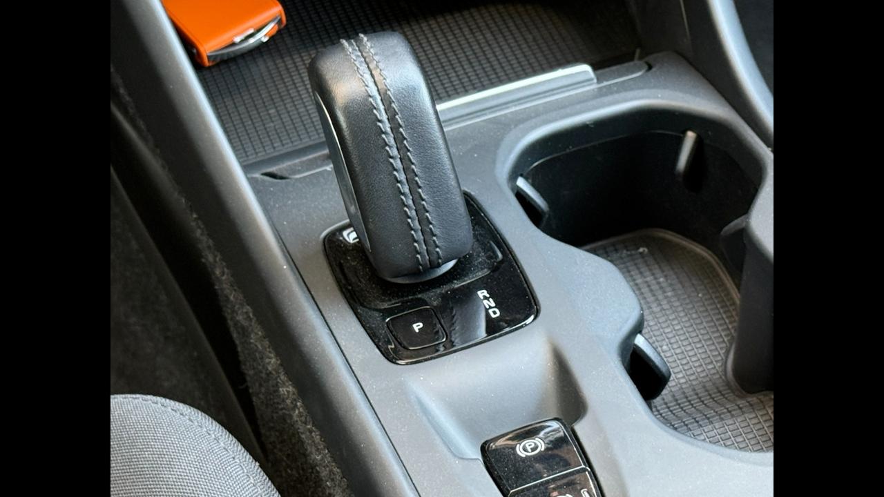 VOLVO XC40 - XC40 1.5 t5 phev Inscription Expression auto my21