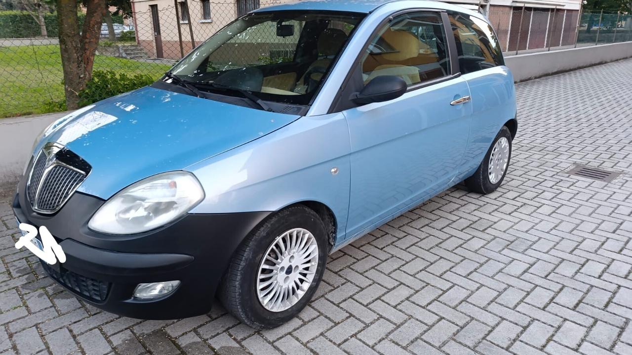 Lancia Ypsilon 1.2
