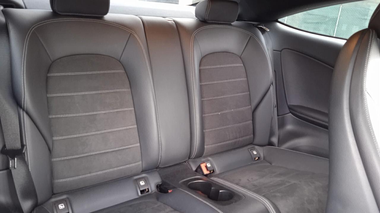 Mercedes-benz C 220 d Auto Coupé Premium Plus AMG PACK