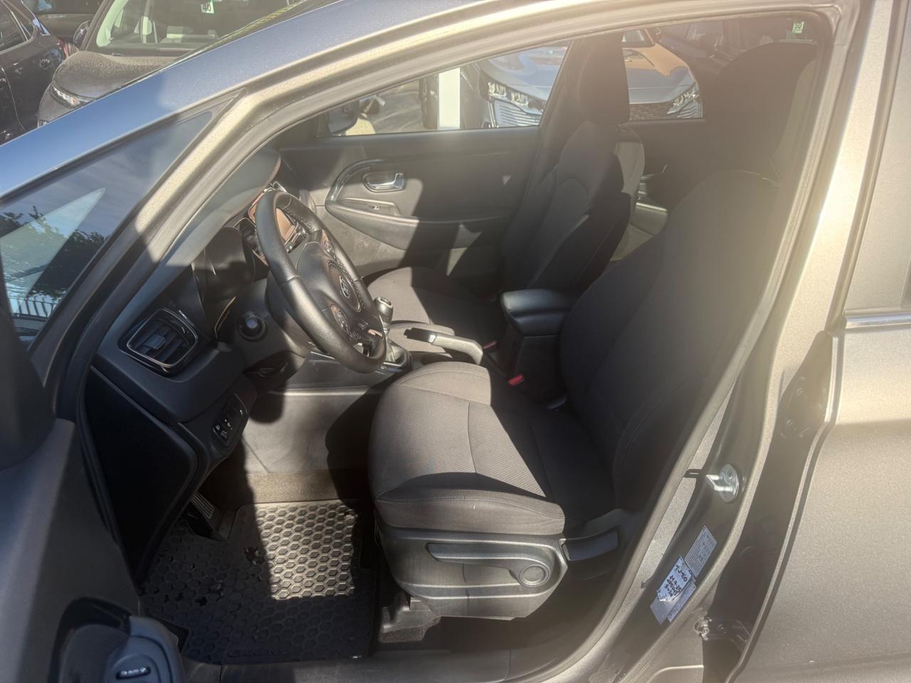 Kia Carens 1.7 CRDi 115 CV Class Perfetta 5P