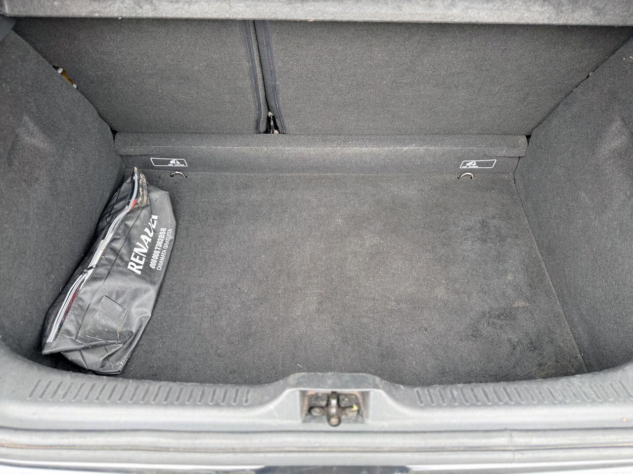 Renault Clio 1.2 75CV 5 porte - 2015 *NEOPATENTATI*GARANZIA*