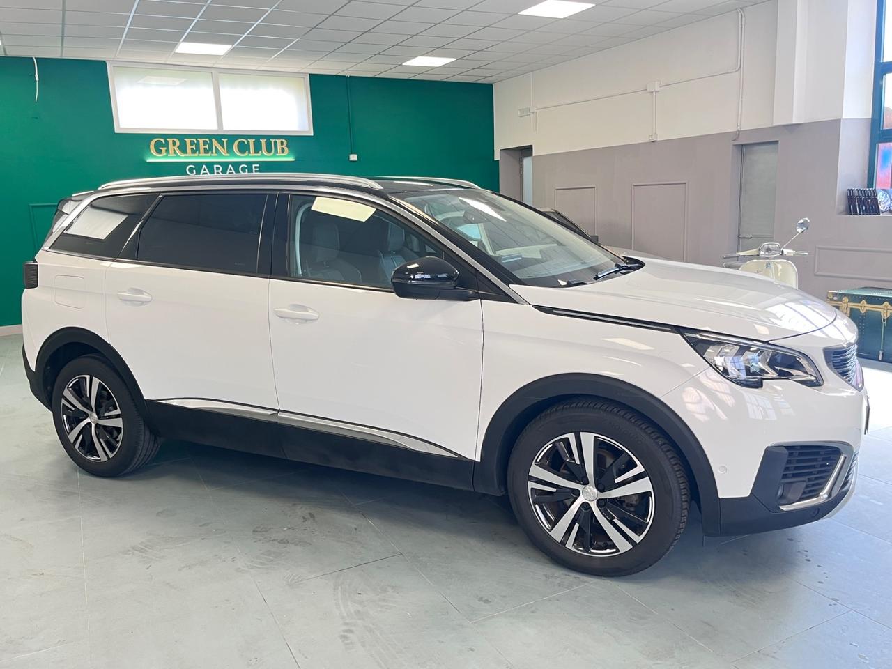 Peugeot 5008 BlueHDi 130 S&S Allure