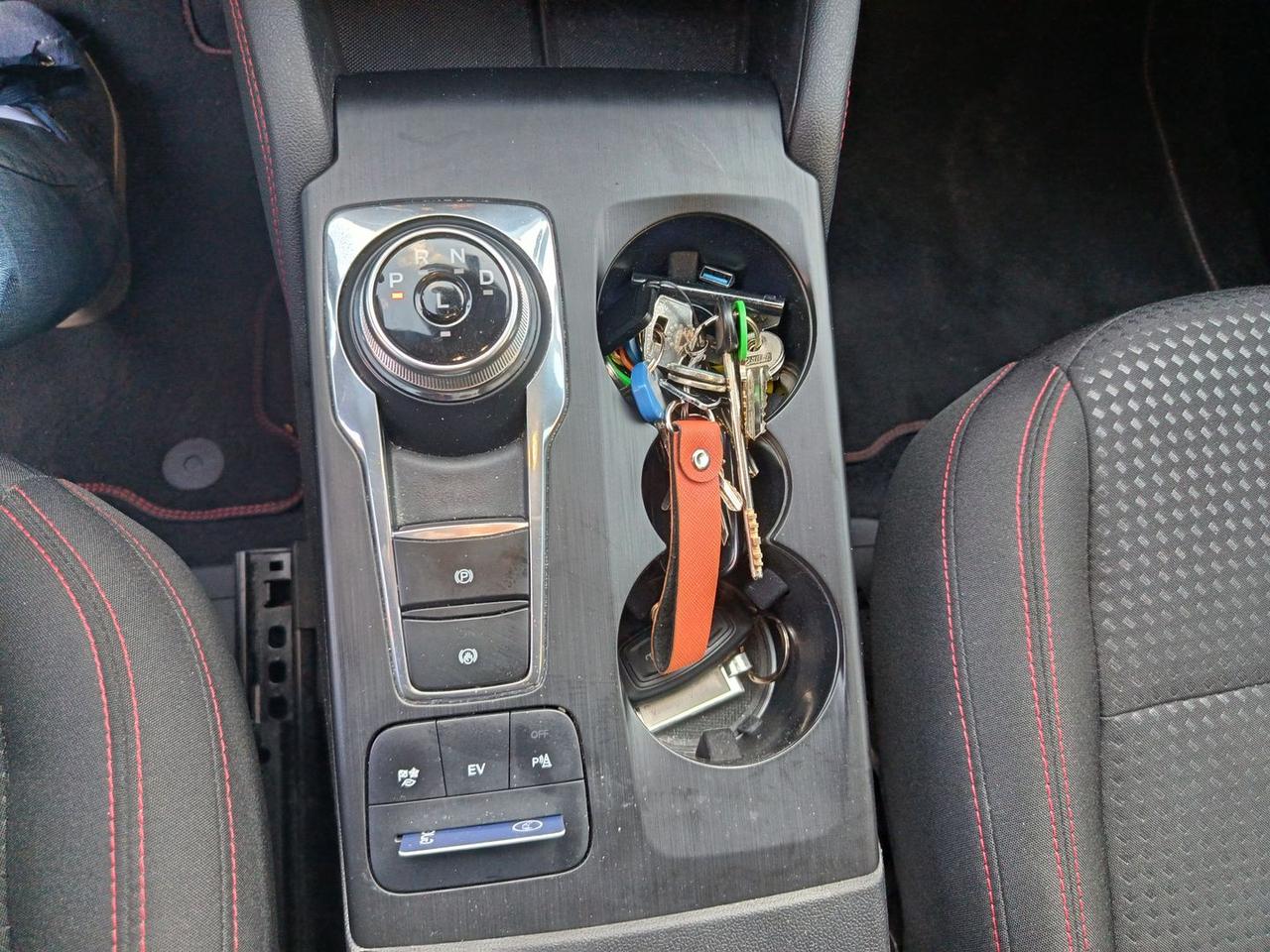 Ford Kuga ST Line 2.5 Duratec PHEV #10097