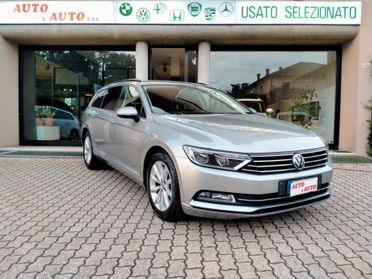 Volkswagen Passat Variant 1.6 TDI 120cv DSG COMFORTLINE SERVICE VW UNIPROP.