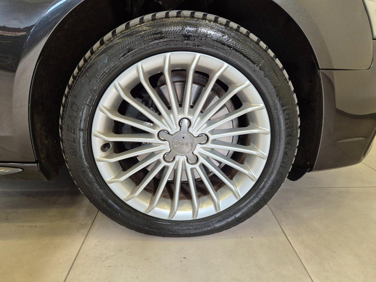Audi A4 Avant 2.0 tdi S-Line 150cv multitronic - Cruise/Lim - Sens. Post.