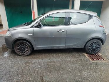 Lancia Y 1.3 MJT - OK NEOPATENTATI