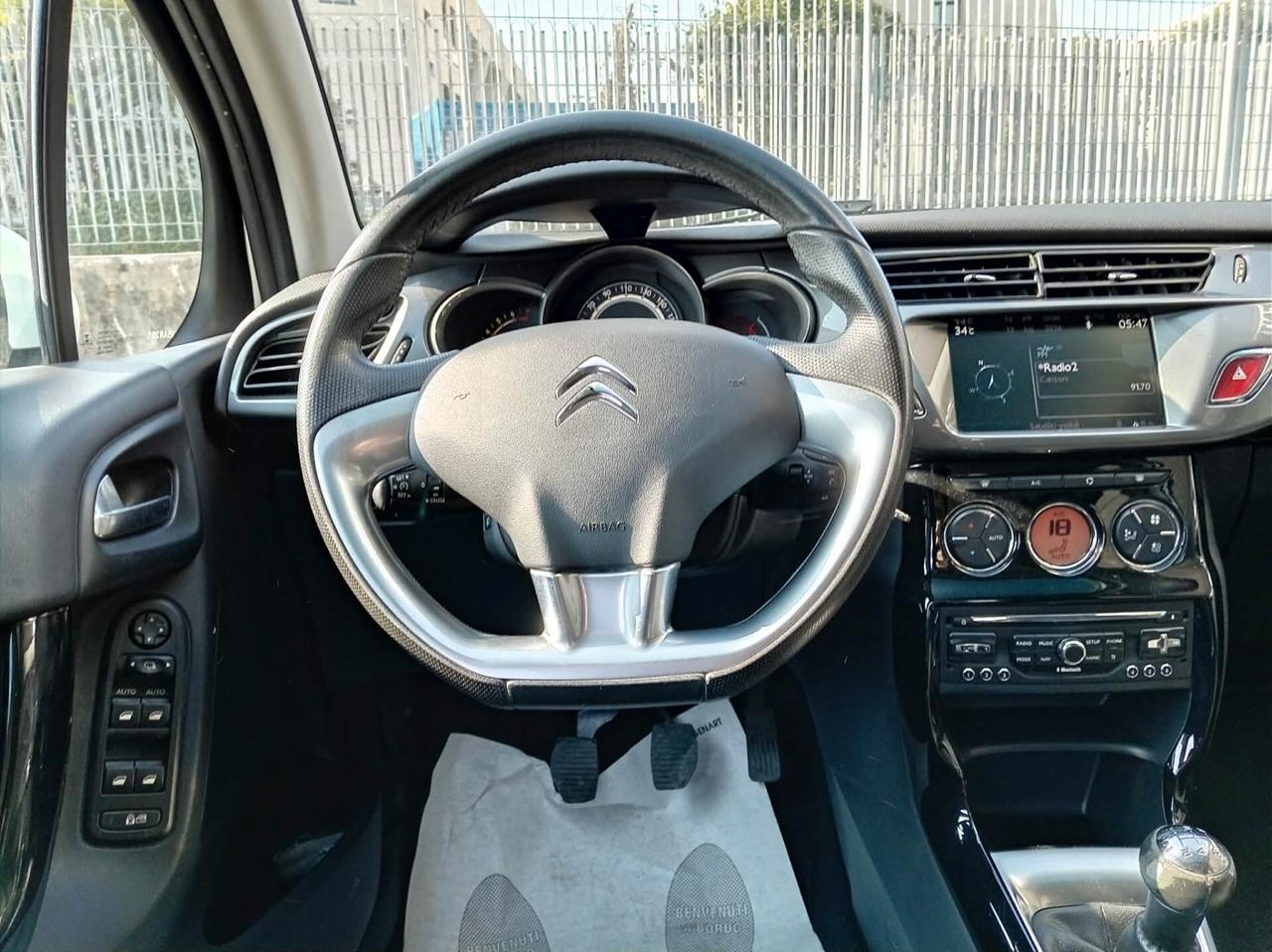 Citroen C3 1.2 VTi 82 Exclusive GPL