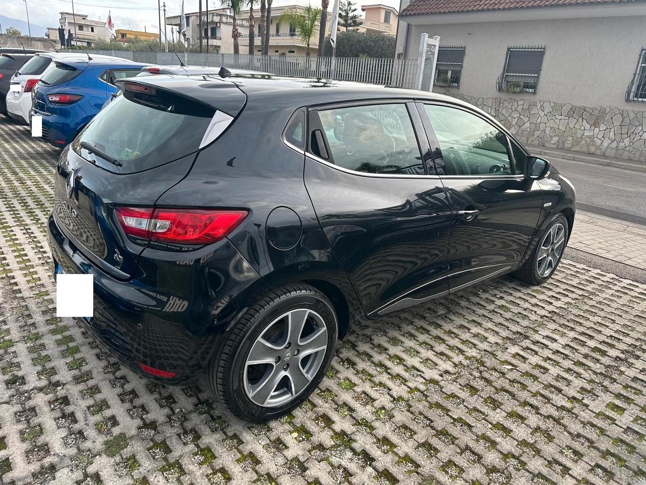 Renault Clio 1.5 dCi 8V 90CV 5 porte Costume National-05/2015