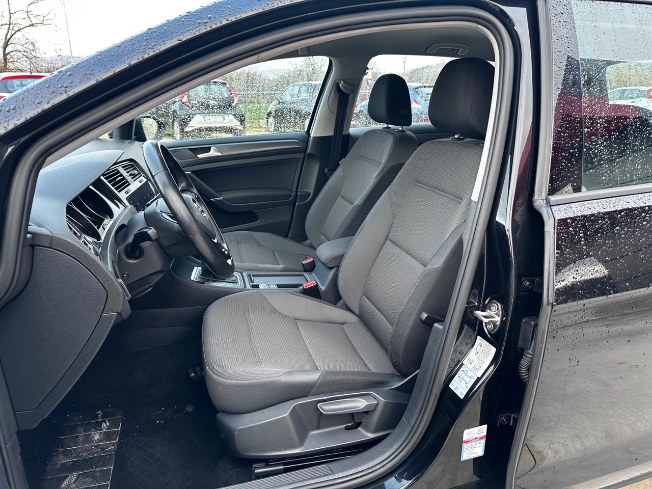 Volkswagen Golf 1.5 TGI 130CV DSG HIGHLINE