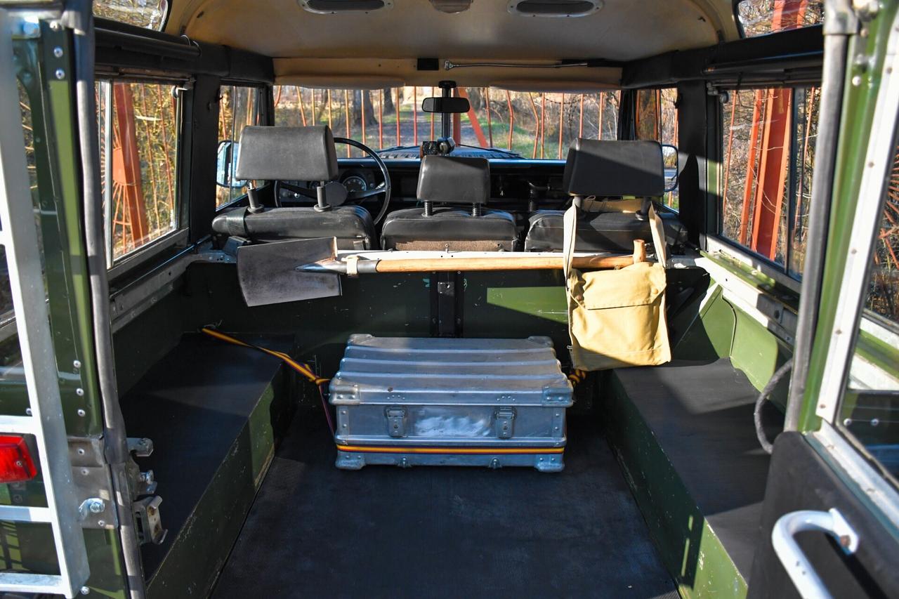 Land Rover Series 88