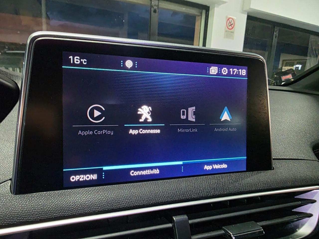 Peugeot 3008 1.5hdi GT Line 2018 88000km Finanziab