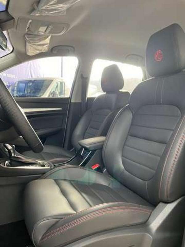 MG ZS CLASSIC 1.5 111CV LUXURY MT5 KM0 PRONTA CONSEGNA