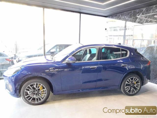 MASERATI Grecale MHEV 300 CV AWD GT