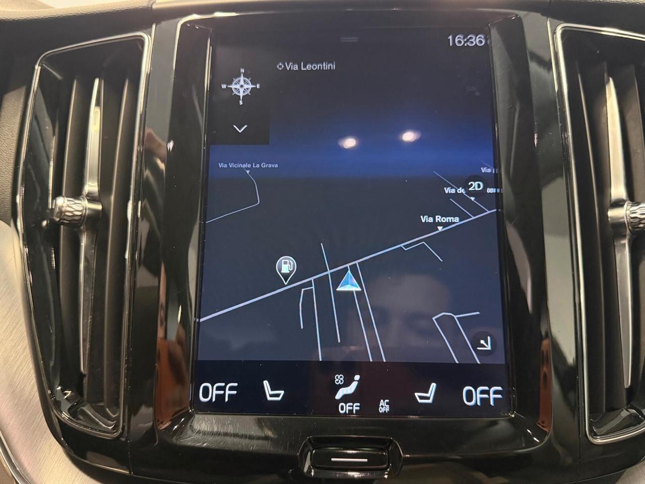 VOLVO XC60 2.0 D 190CV NAVI CAM LED XENO CRUIS 2018