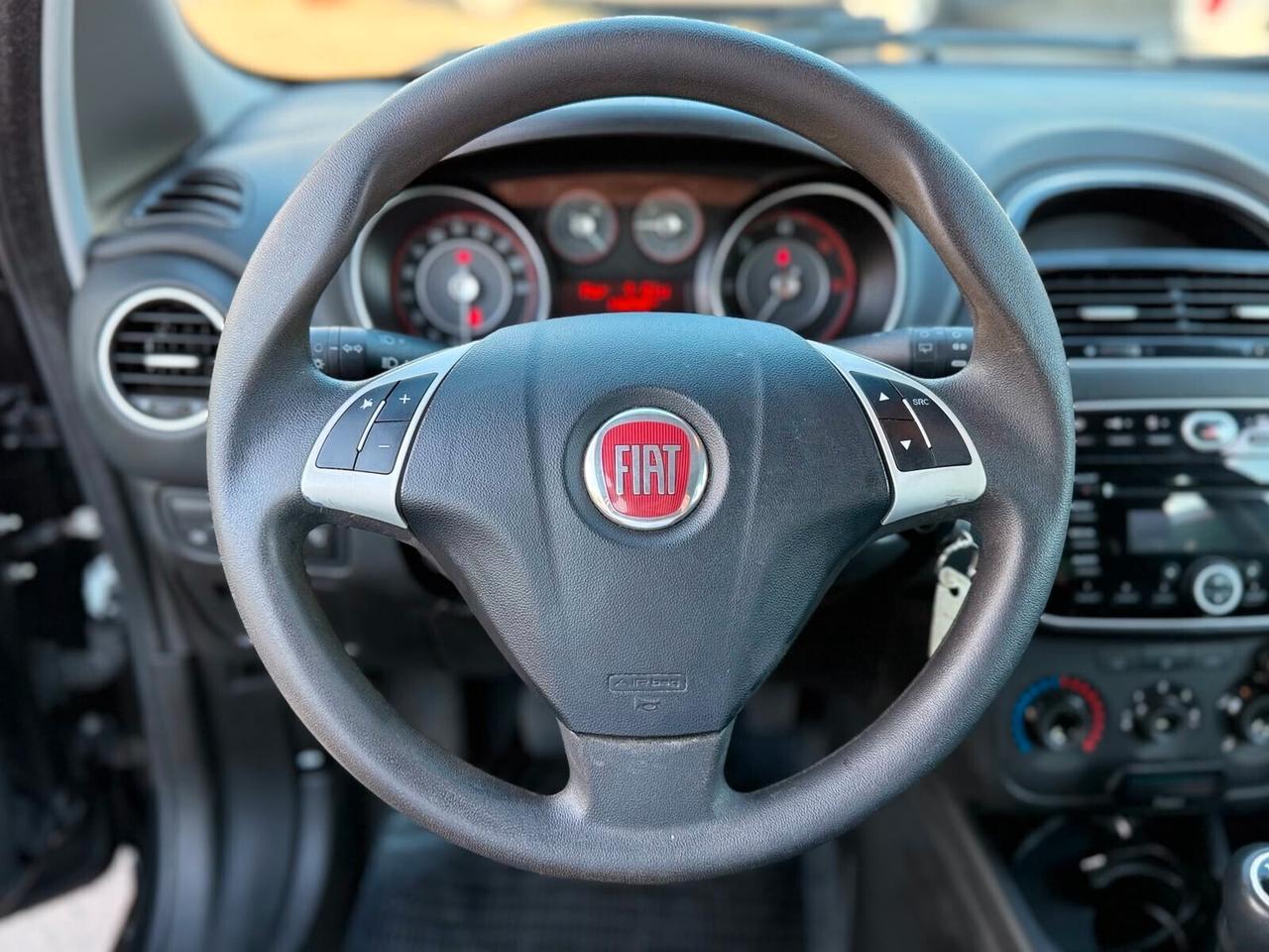 Fiat Punto 1.3 MJT II S&S 95 CV Street