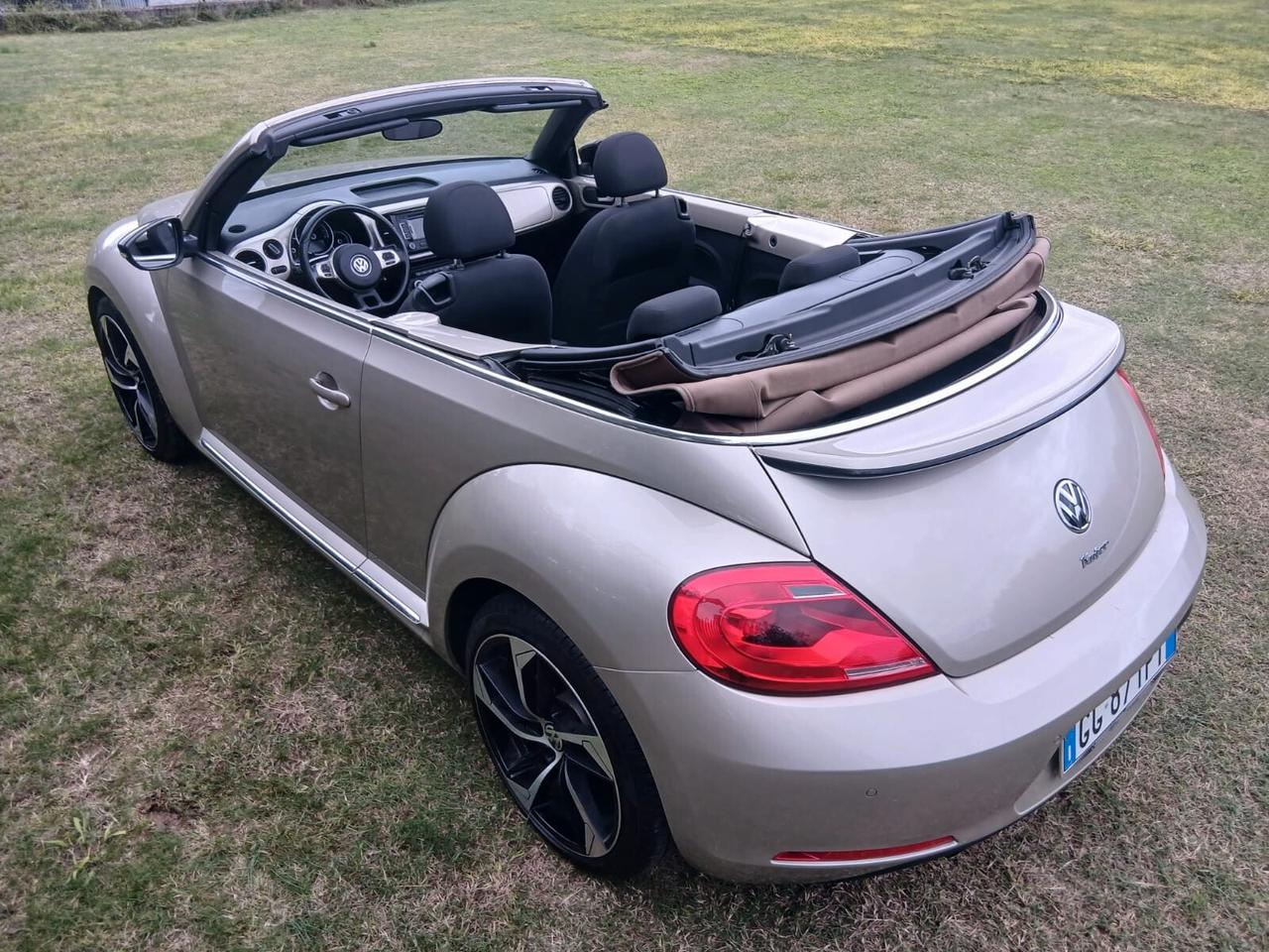 Volkswagen Maggiolino Cabrio 2.0 TDI Sport