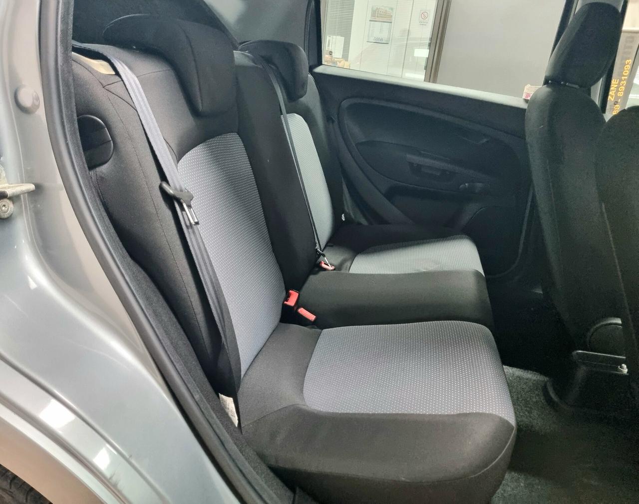 FIAT GRANDE PUNTO 1.2 BENZ/GPL 69CV 5p. ACTUAL