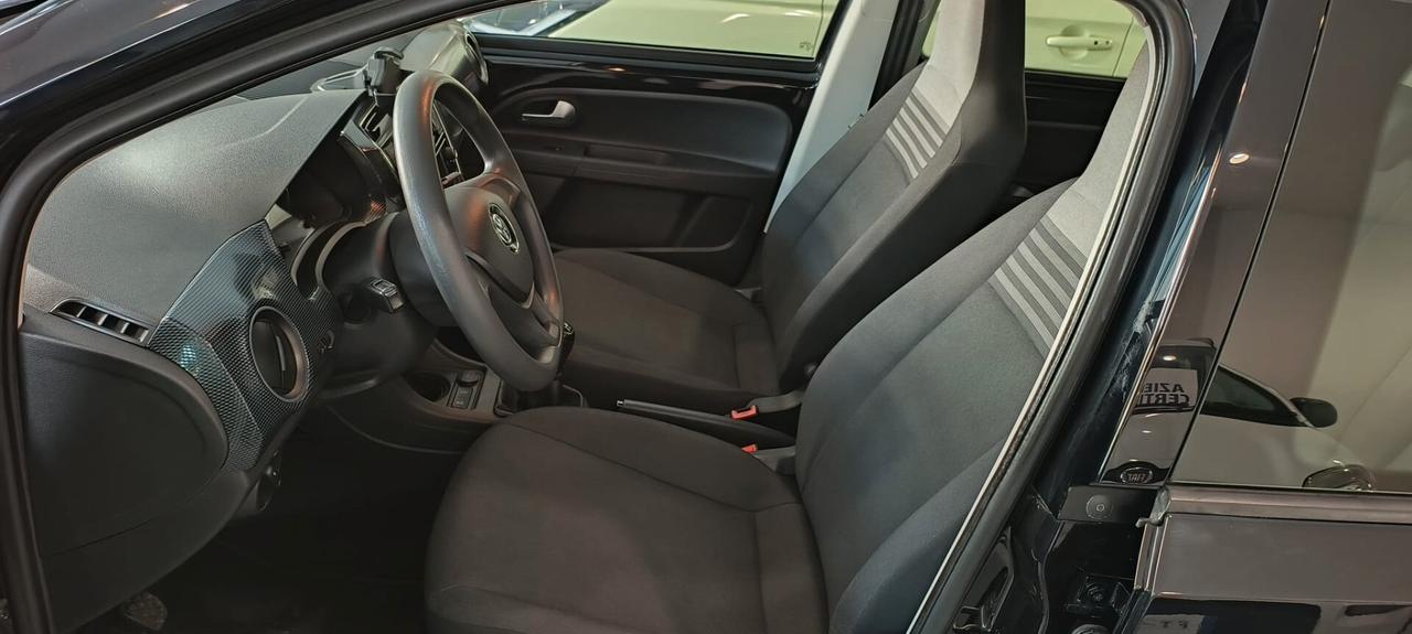 Volkswagen up! 1.0 75 CV 5p. move