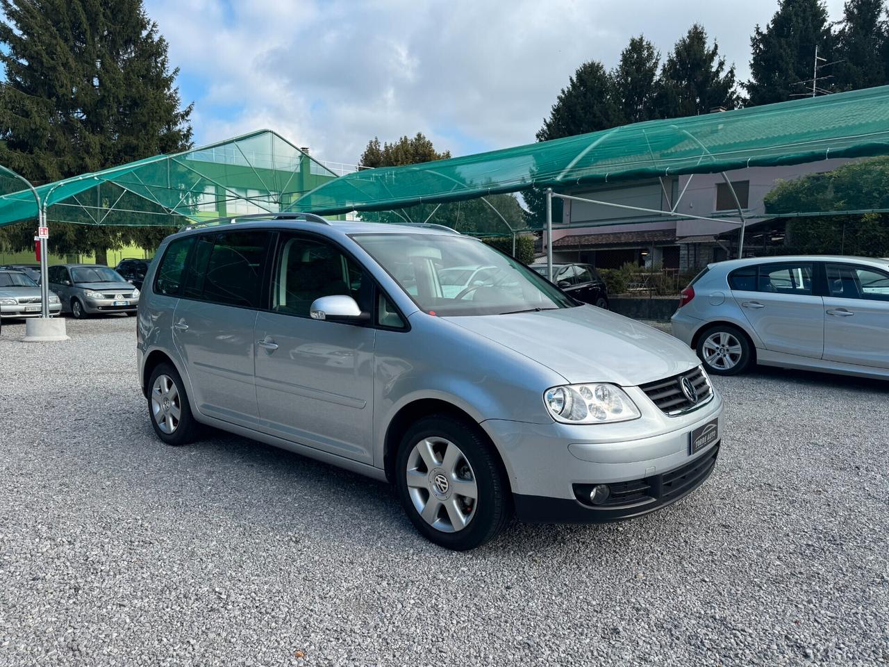 Volkswagen Touran 2.0 16V TDI Highline