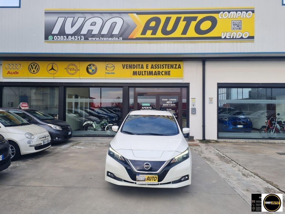 NISSAN Leaf Tekna 40 kWh-Elettrica-20.000 Km