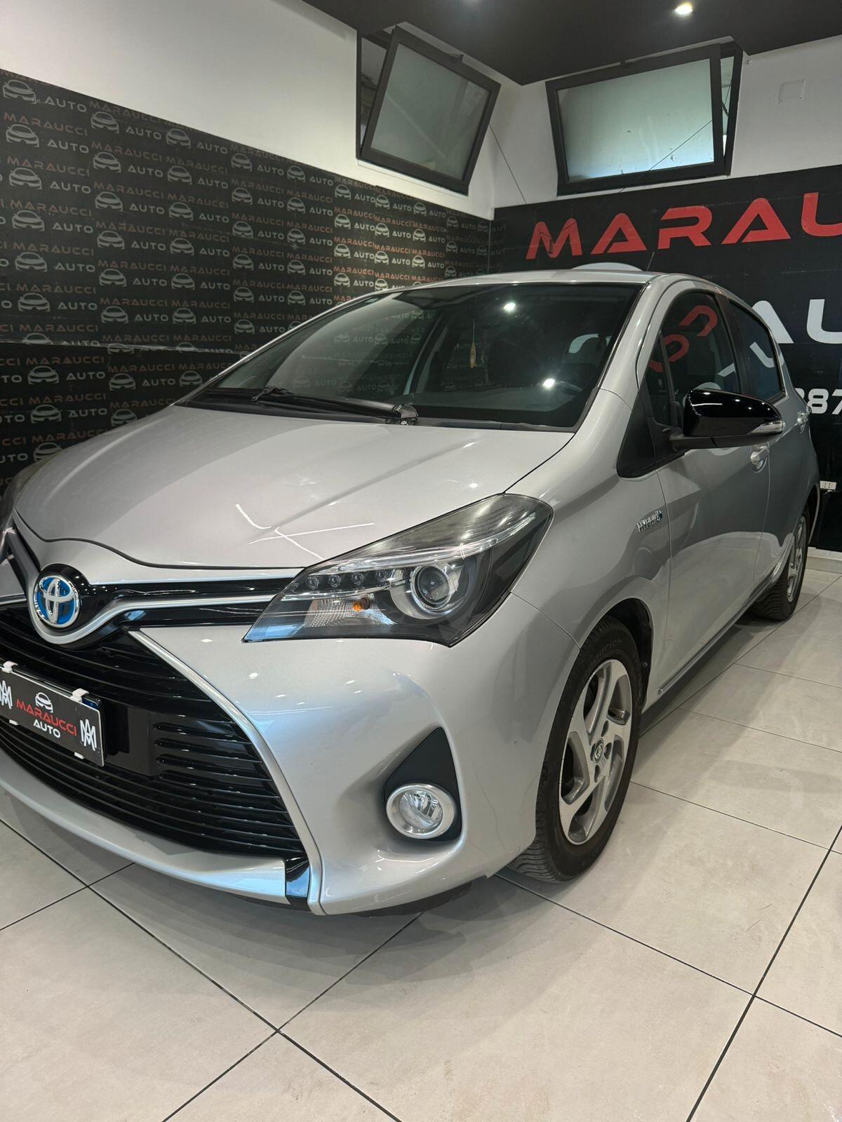 Toyota Yaris 1.3 5 porte Lounge Multidrive S