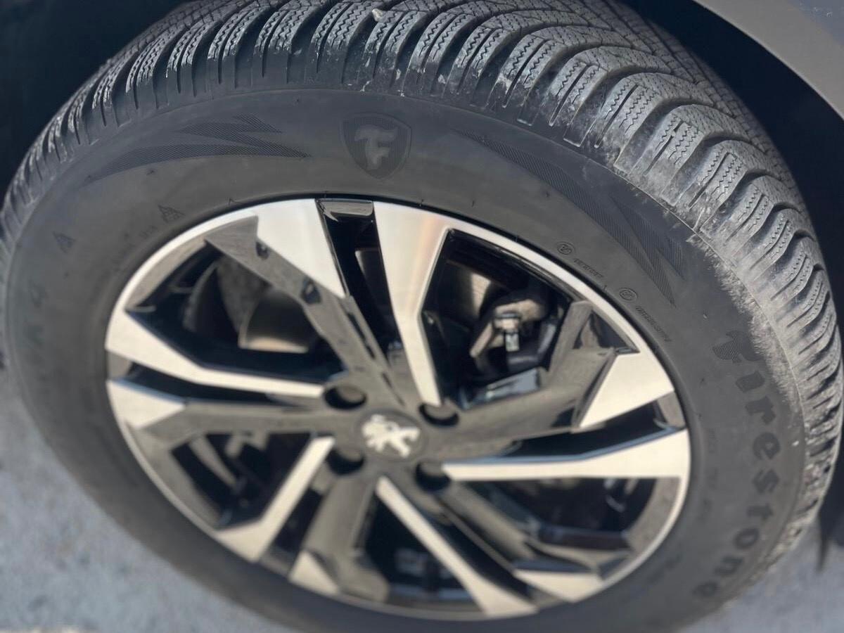 Peugeot 2008 BlueHDi 130 S&S EAT8 GT Pack. IVA COMPRESA