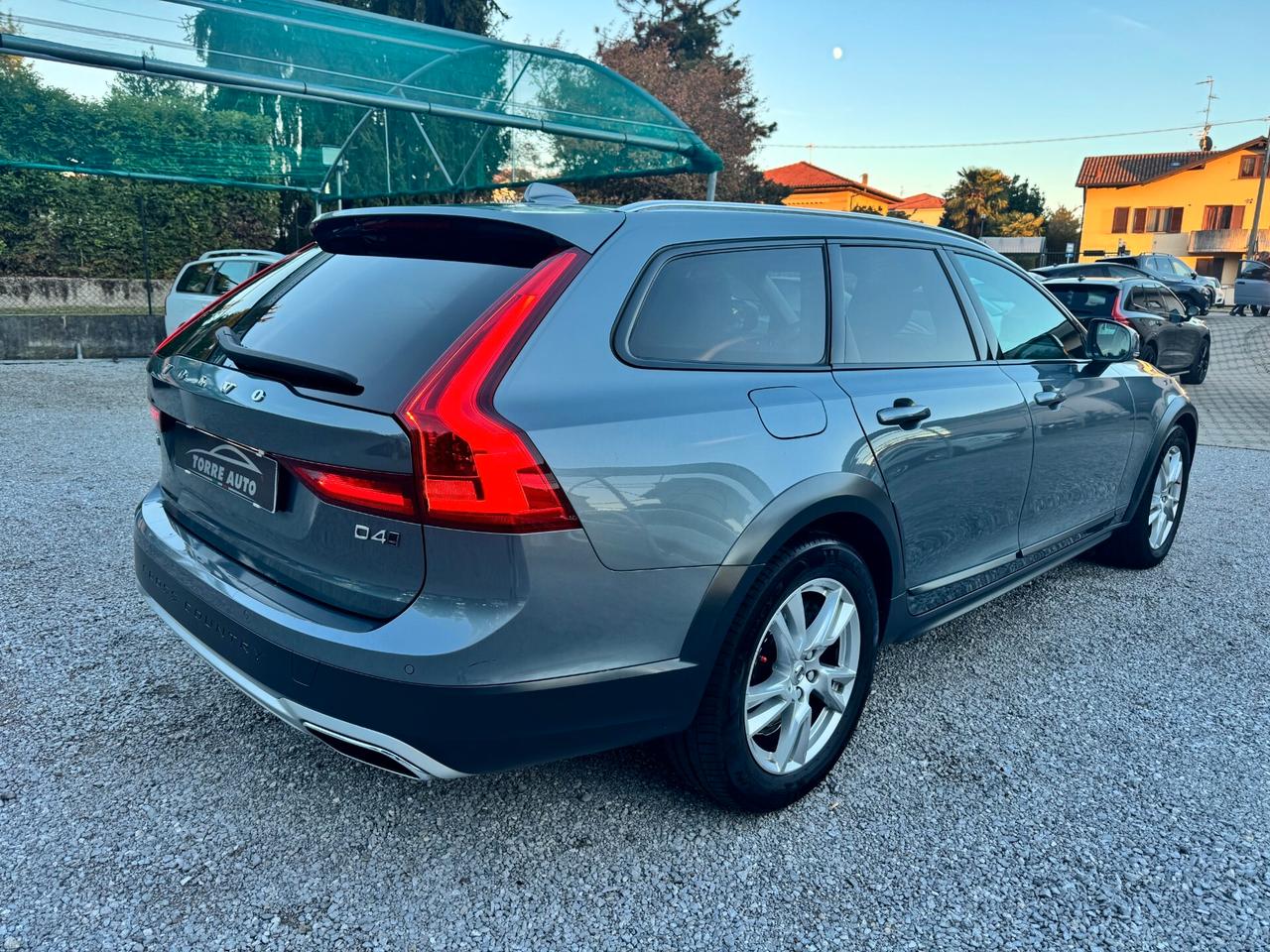Volvo V90 Cross Country D4 AWD Geartronic