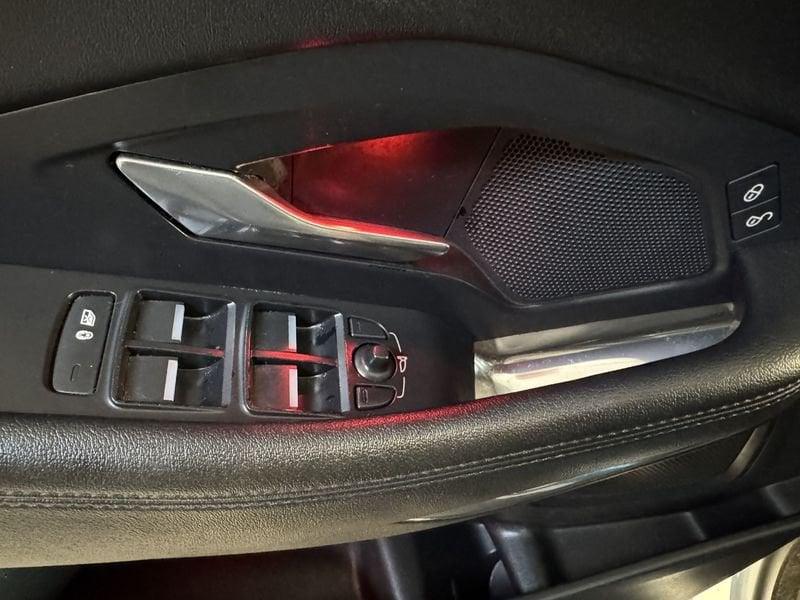 Jaguar E-Pace 2.0D i4 180cv R-DYNAMIC AUTO AWD