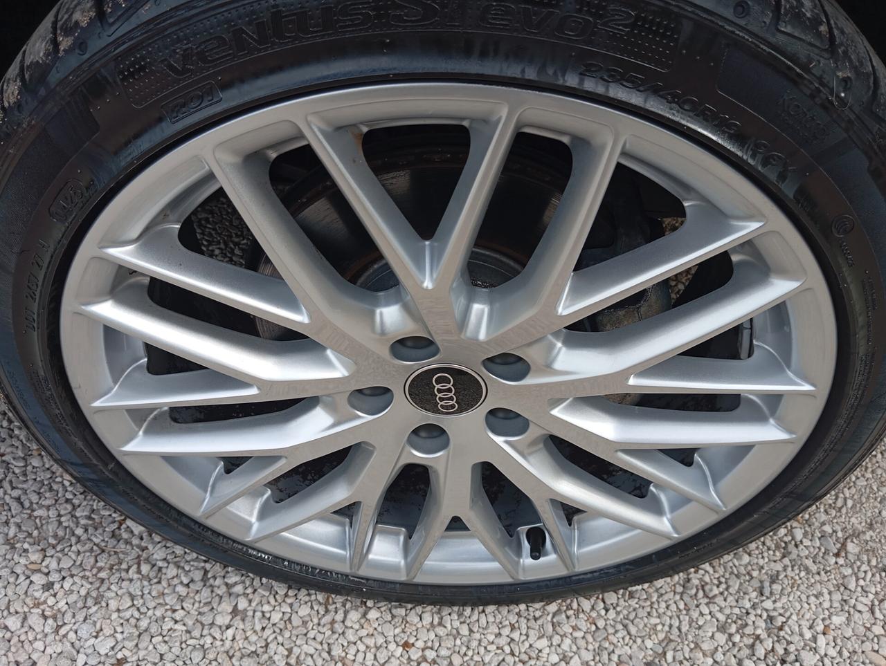 Audi Q2 35 TDI S tronic line