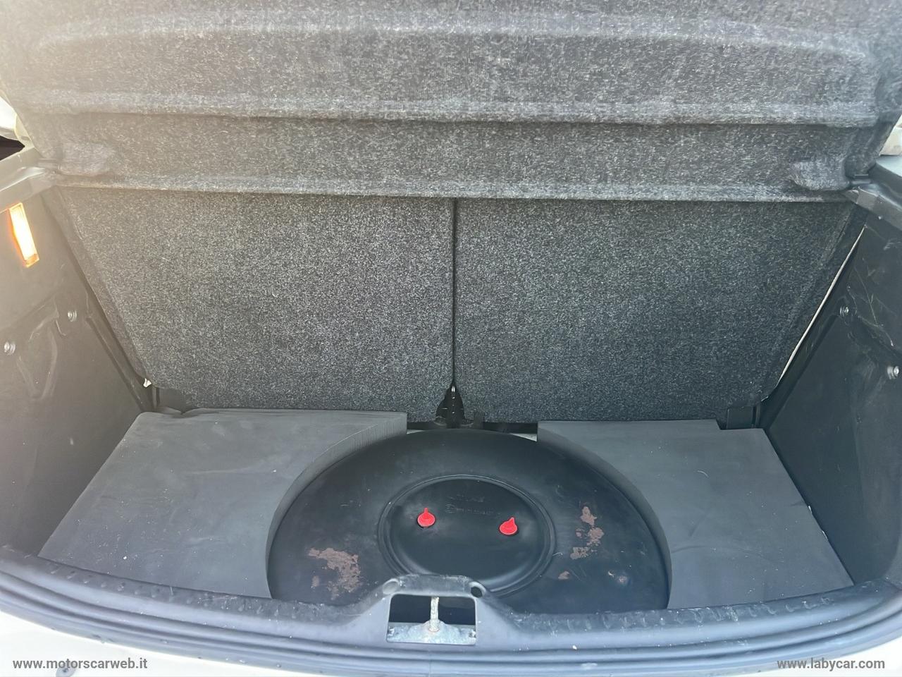 LANCIA Ypsilon 1.4 Unyca Ecochic GPL