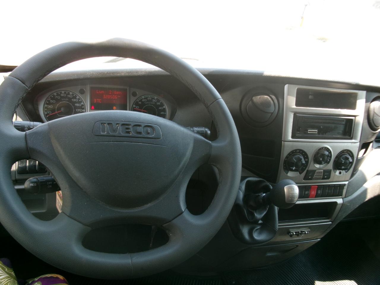 Iveco Daily 35C13 2.3 130CV RIBALTABILE TRILATERALE