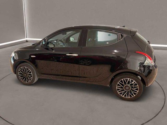 LANCIA Ypsilon 3ª serie - 1.0 FireFly 5 porte S&S Hybrid Plati