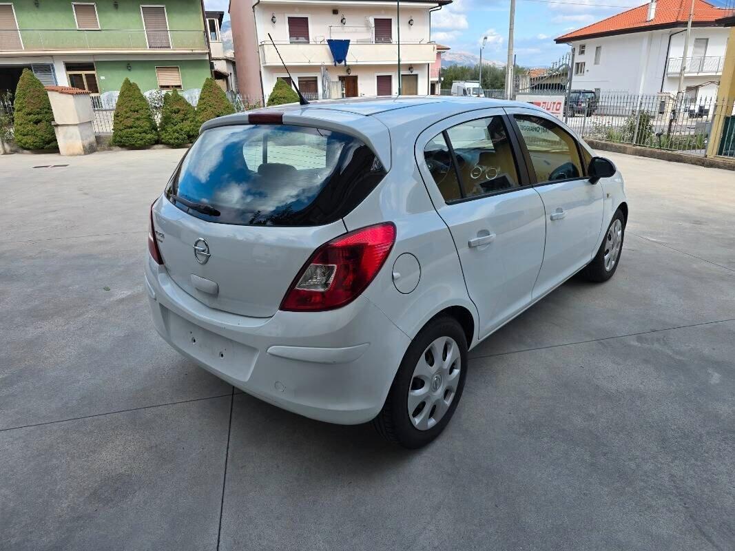 Opel Corsa 1.2 85CV 5 porte GPL